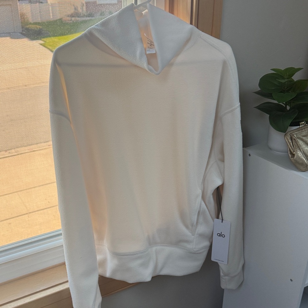 ALO Yoga Ivory Polar Fleece Pullover